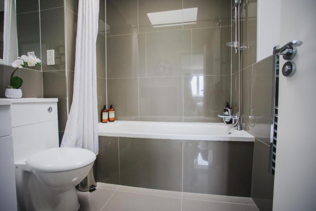 Penthouse At Chelsea Cloisters Hotel London Ngoại thất bức ảnh